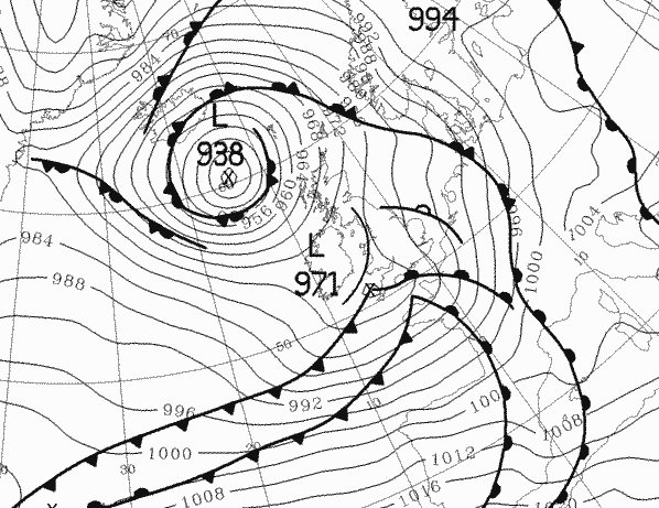 Lagedrukkernen komen vaak voor rond IJsland. In dit geval was er op 23 januari 2009 een diepe stormkern van 938 hectopascal ten zuiden van IJsland en een kern boven de Britse eilanden van 971 hectopascal. Ook boven onze streken waait de stroming flink en alle fronten die met deze kernen samenhangen bepalen het weer (Bron: Met Office).