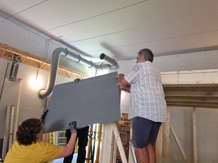 8. ;-) PALEOMAGNETISM = XXX X XXXXXX XXXX -> Mounting outer shield ceiling plates neither! ;-)